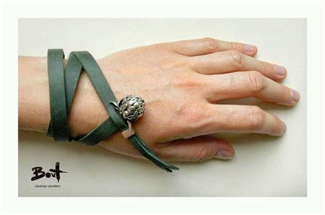 Leather Check Bracelet in Silver/artichoke 